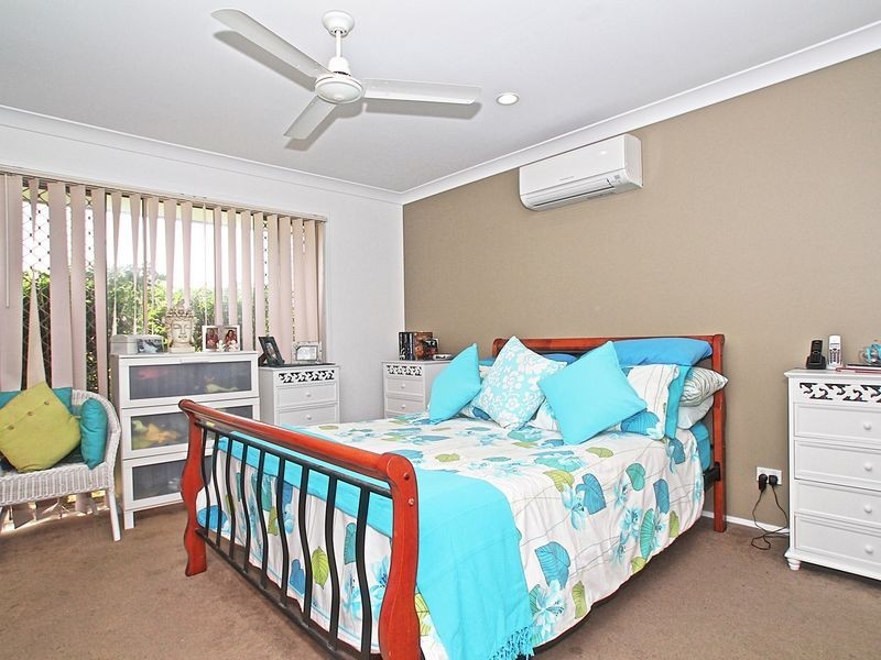 312 Bestmann Road, Sandstone Point QLD 4511