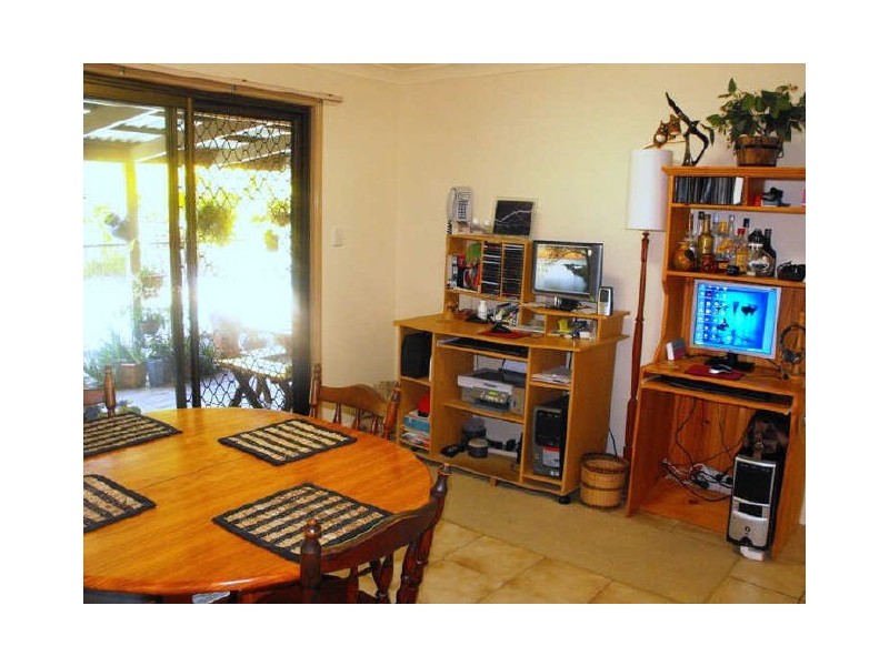 8 Craigola Court, Ningi QLD 4511