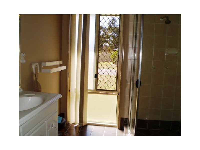 17 Newport Circuit, Sandstone Point QLD 4511