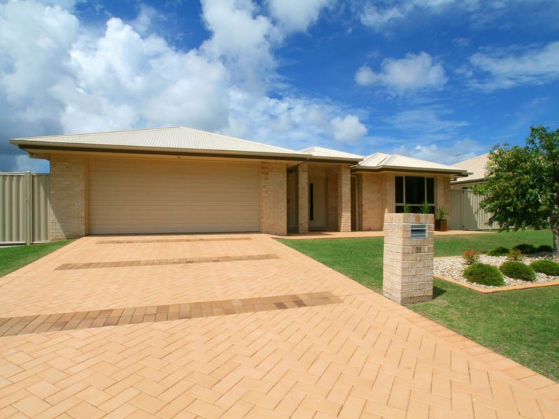 36 Kooringal Way, Sandstone Point QLD 4511