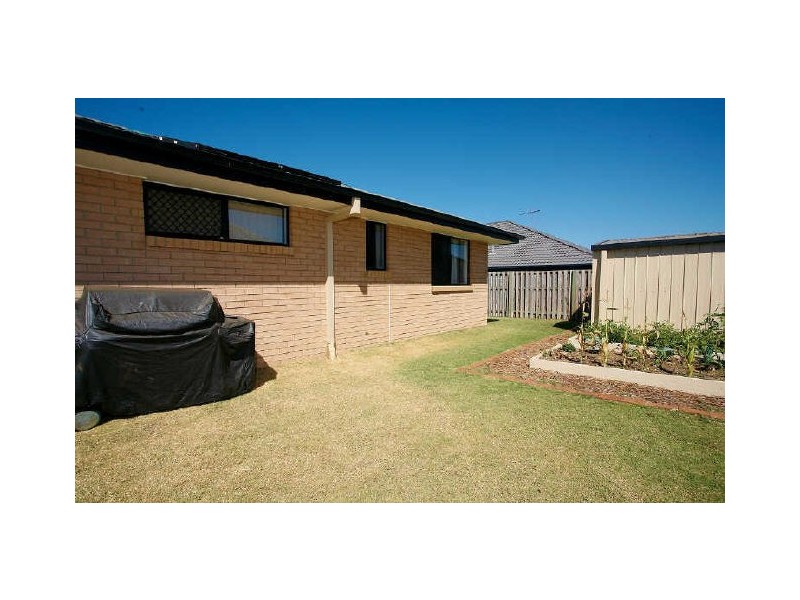 34 Bilinga Court, Sandstone Point QLD 4511