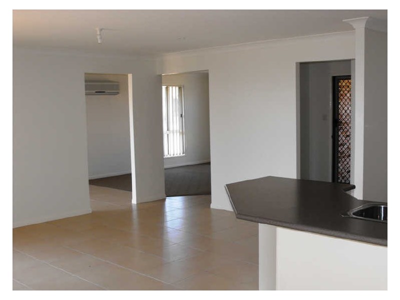 Sandstone Point QLD 4511