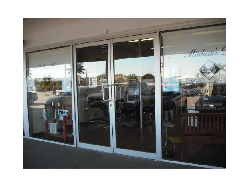 Madame’ D’s Hair Studio, Sandstone Point QLD 4511