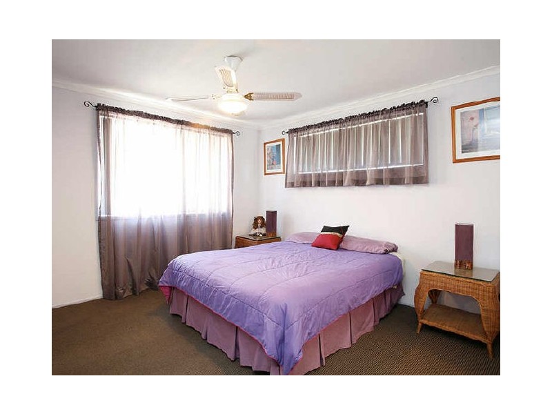 74 Bestmann Road East, Sandstone Point QLD 4511