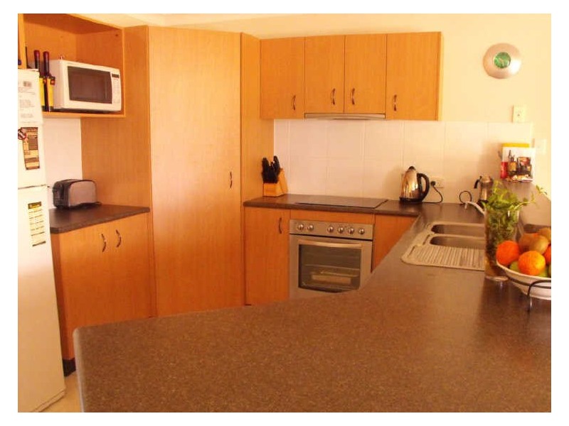 12 Tallow Court, Sandstone Point QLD 4511