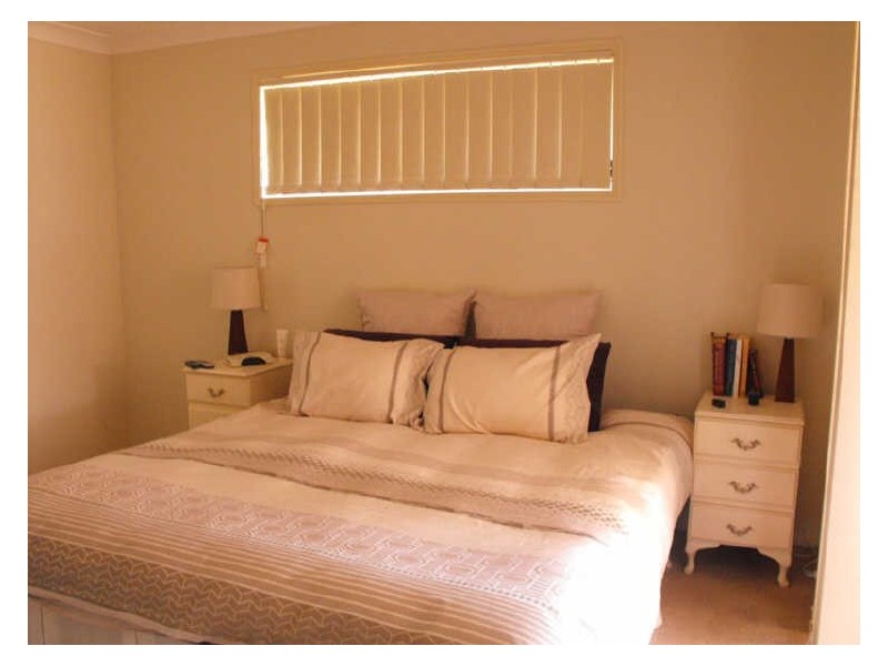 12 Tallow Court, Sandstone Point QLD 4511