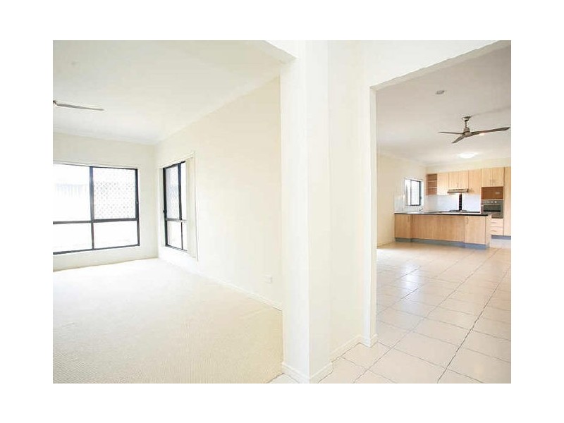 56 Sandheath Place, Sandstone Point QLD 4511