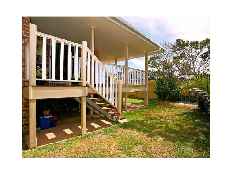 132 Bestmann Road East, Sandstone Point QLD 4511