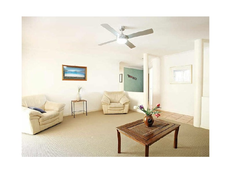 4 Albatross Court, Banksia Beach QLD 4507