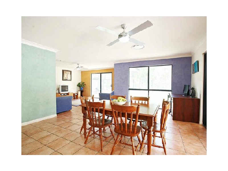 4 Albatross Court, Banksia Beach QLD 4507