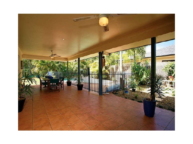 4 Albatross Court, Banksia Beach QLD 4507