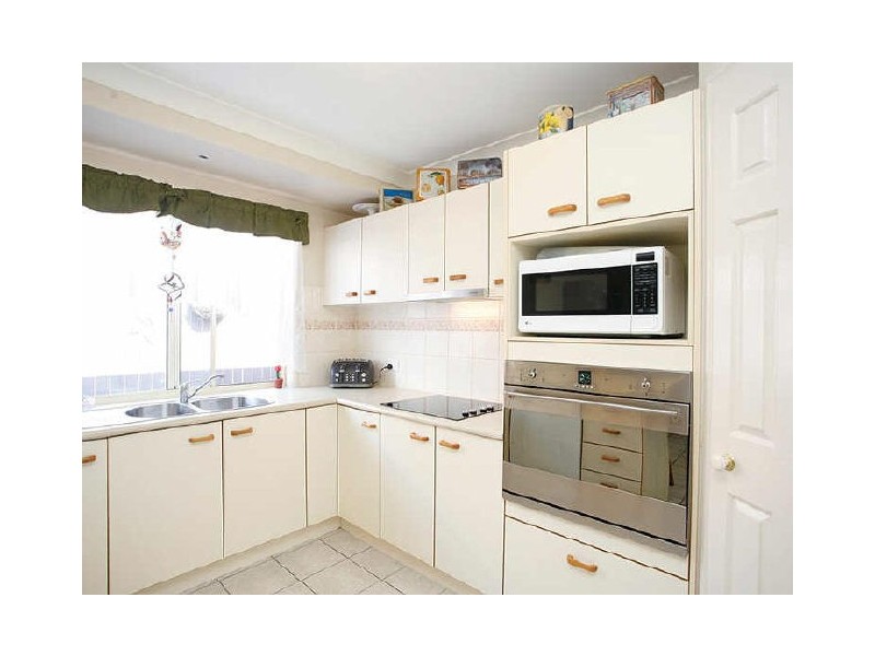 3 Sunbrite Court, Sandstone Point QLD 4511