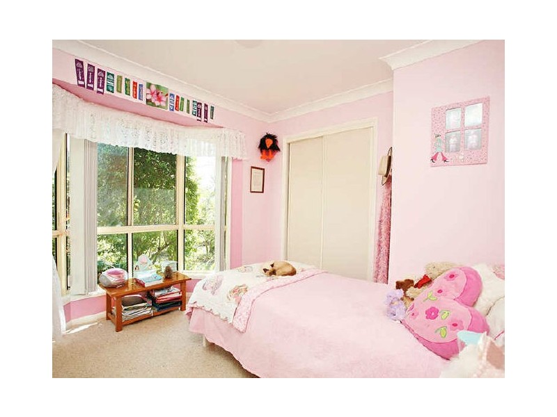 3 Sunbrite Court, Sandstone Point QLD 4511