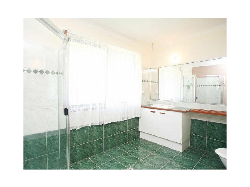 33 Fairhaven Drive, Godwin Beach QLD 4511