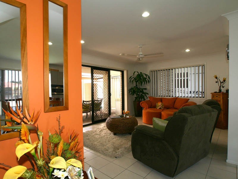 2 Bondi Court, Sandstone Point QLD 4511