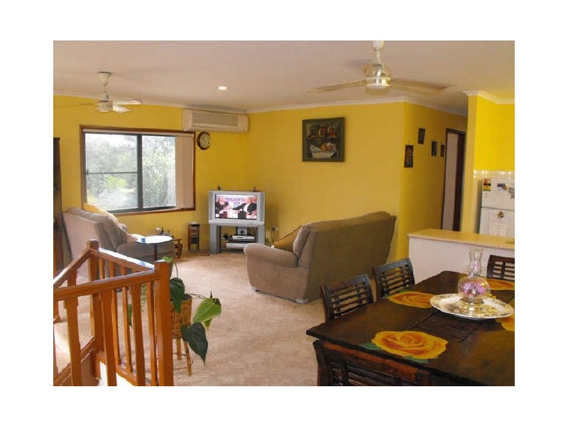 81 Ningi Esplanade, Ningi QLD 4511