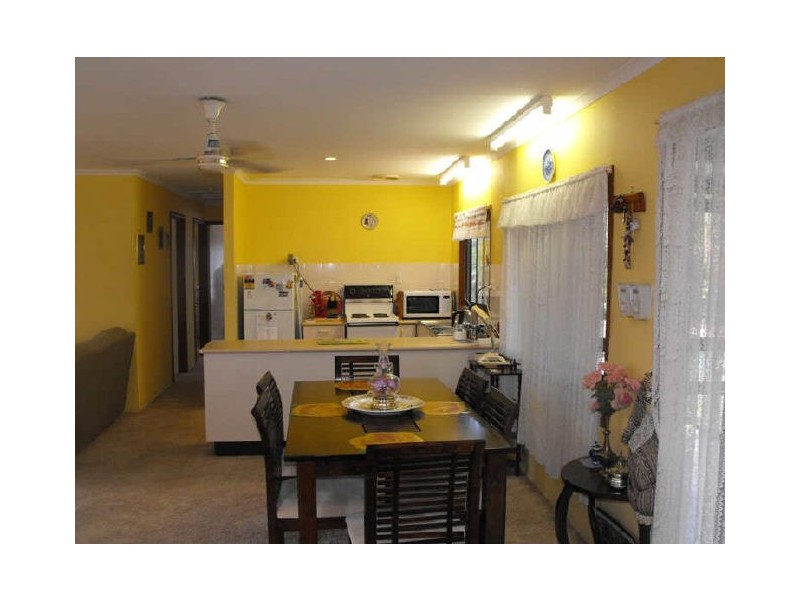 81 Ningi Esplanade, Ningi QLD 4511