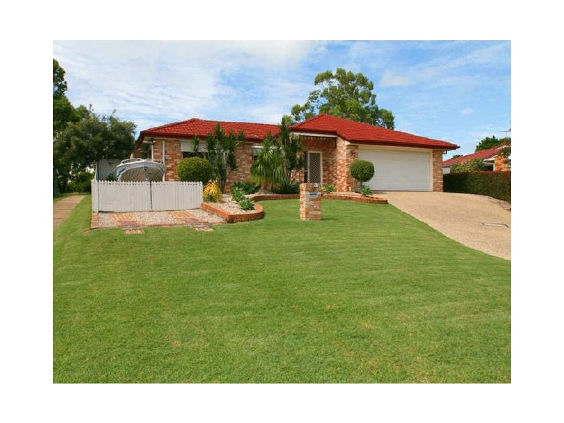 37 Smout Court, Sandstone Point QLD 4511