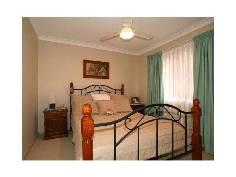38 Corrimal Place, Sandstone Point QLD 4511