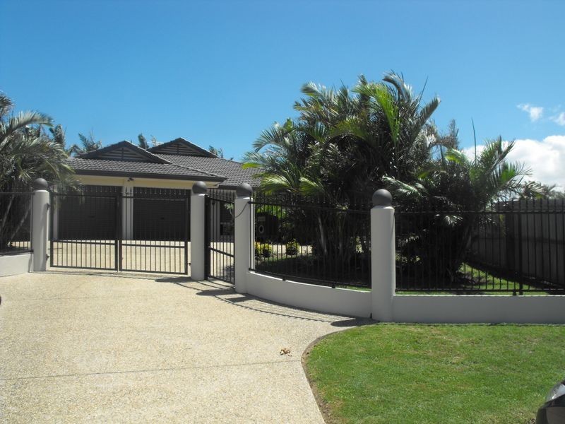 16 Scarborough Court, Sandstone Point QLD 4511