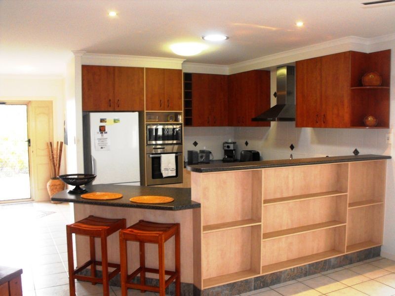 16 Scarborough Court, Sandstone Point QLD 4511