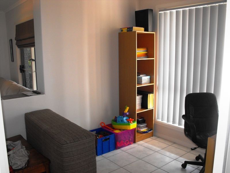 16 Scarborough Court, Sandstone Point QLD 4511