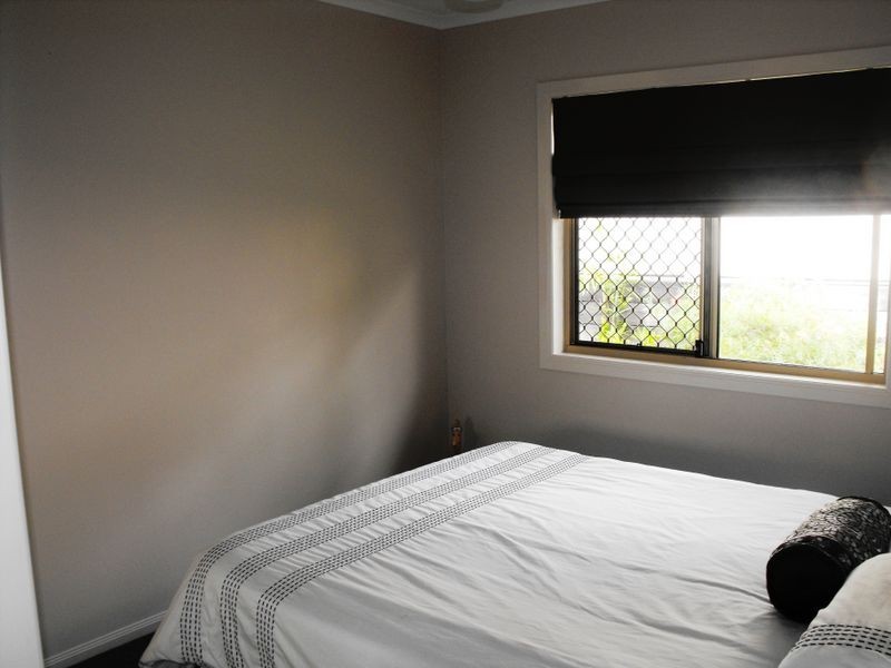 16 Scarborough Court, Sandstone Point QLD 4511