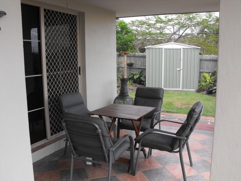 16 Scarborough Court, Sandstone Point QLD 4511