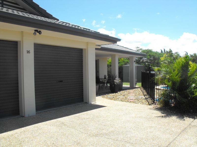 16 Scarborough Court, Sandstone Point QLD 4511