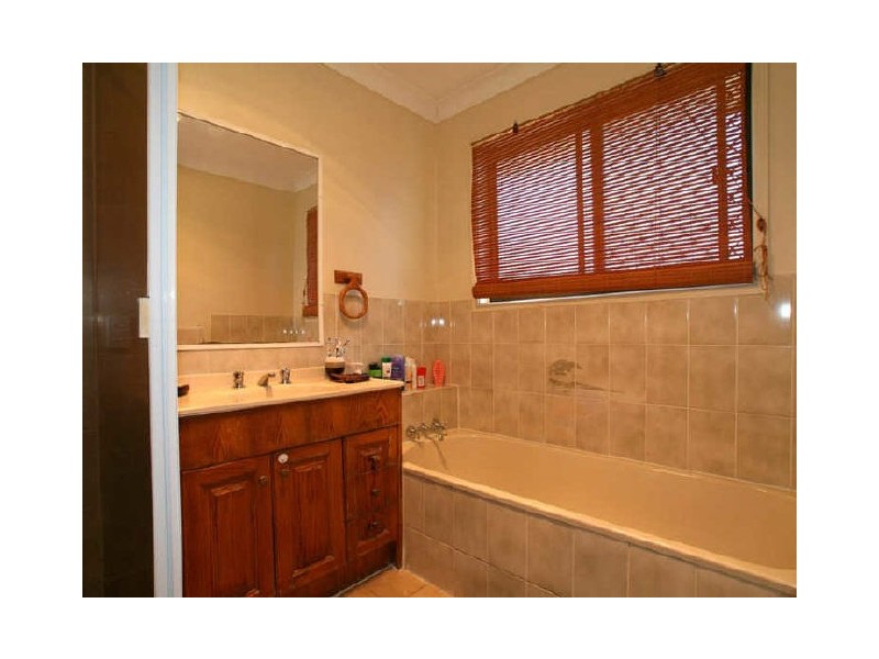 4 Keala Court, Banksia Beach QLD 4507