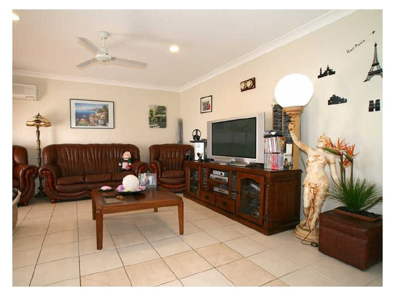 129 Carpenter Way, Sandstone Point QLD 4511