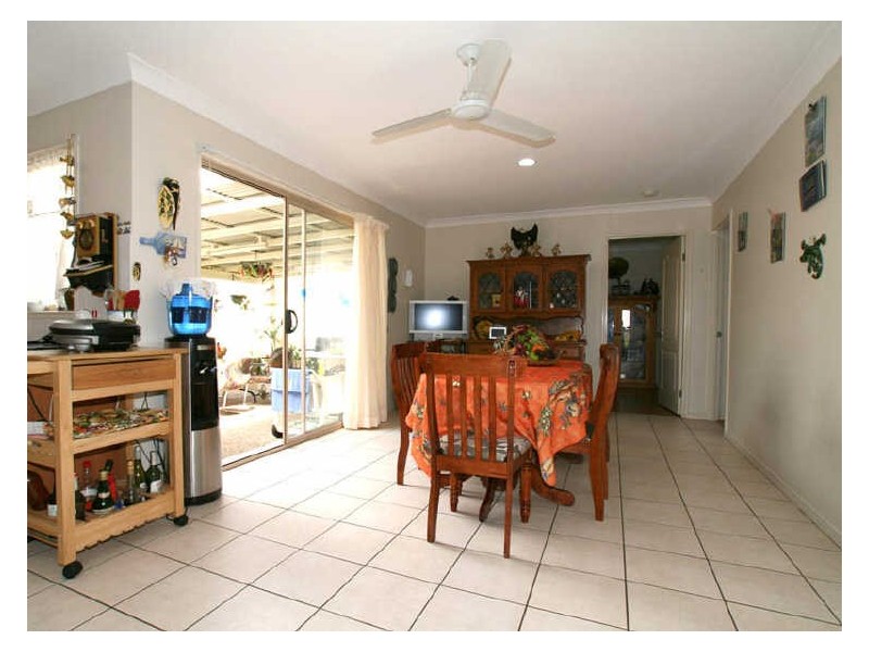 129 Carpenter Way, Sandstone Point QLD 4511