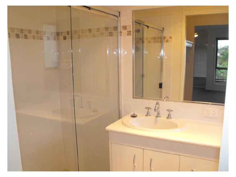 30 Corrimal Place, Sandstone Point QLD 4511