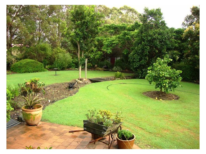 1 Fairhaven Drive, Godwin Beach QLD 4511