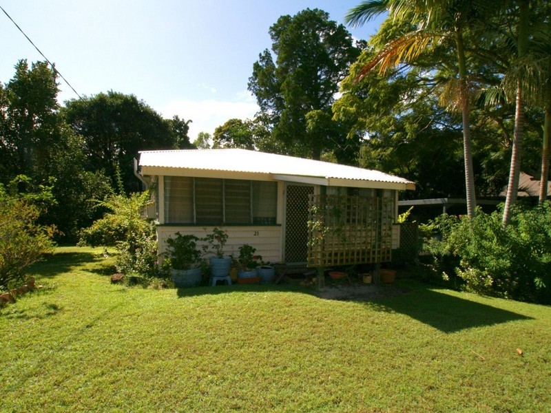 21 Banya Street, Bongaree QLD 4507
