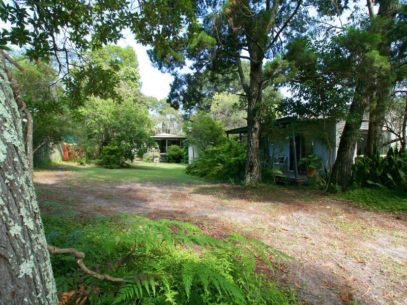 21 Banya Street, Bongaree QLD 4507