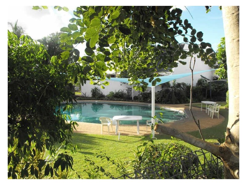 9B Spinnaker Drive, Sandstone Point QLD 4511