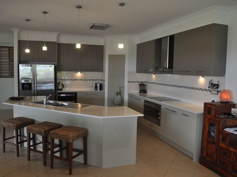18 Kooringal Way, Sandstone Point QLD 4511