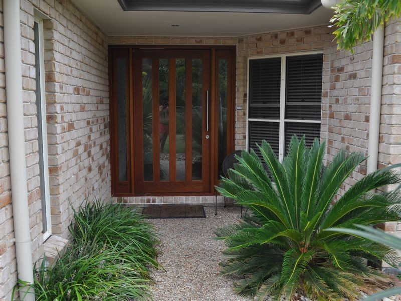 18 Kooringal Way, Sandstone Point QLD 4511