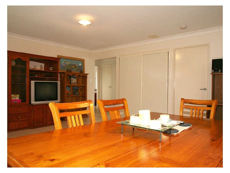 14 Bondi Court, Sandstone Point QLD 4511