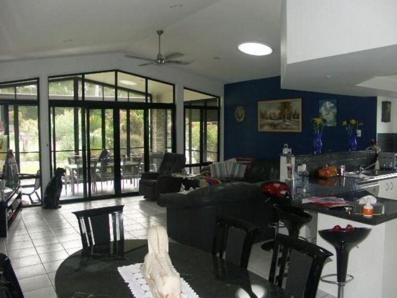 64 Wrenaus Way, Ningi QLD 4511