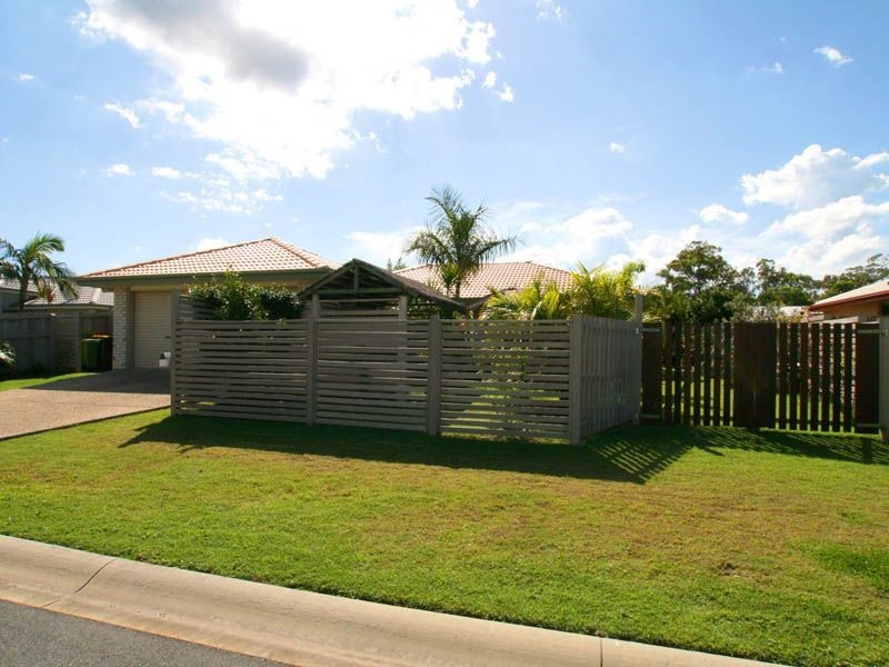 Sandstone Point QLD 4511