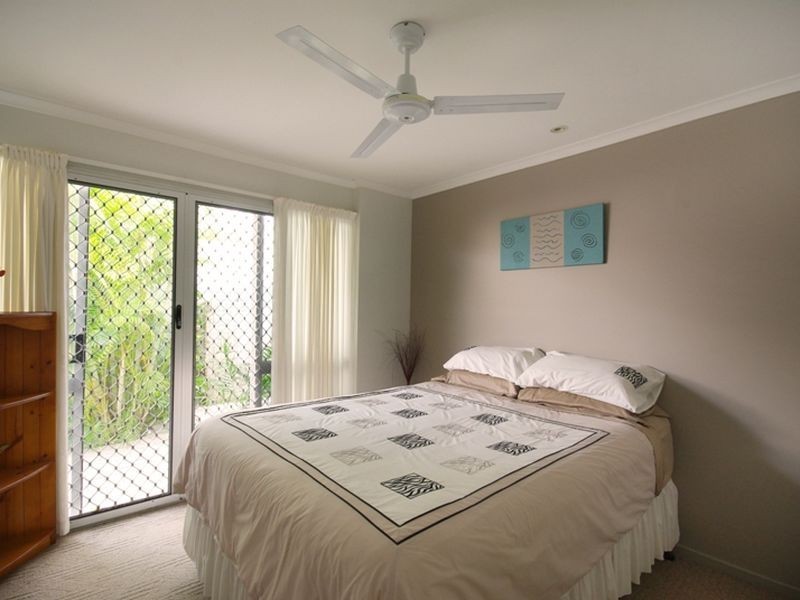 6B Spinnaker Drive, Ningi QLD 4511