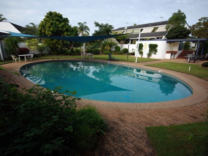 6B Spinnaker Drive, Ningi QLD 4511