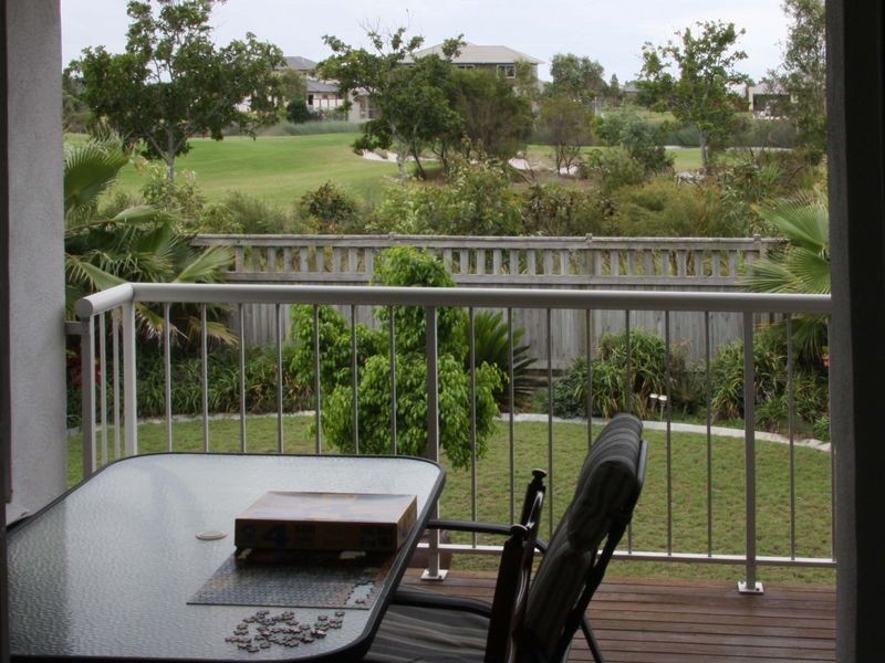 1/195 Endeavour Drive, Banksia Beach QLD 4507