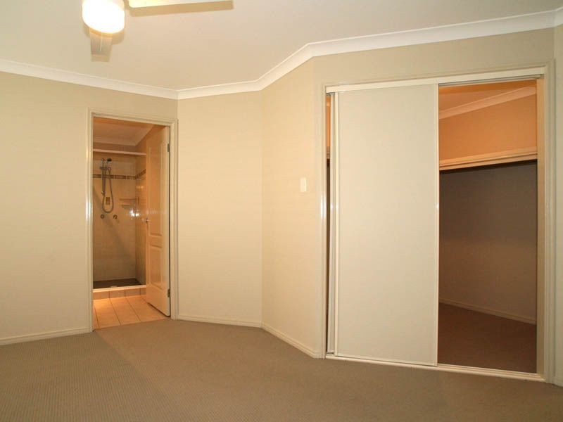 30 Kooringal Way, Sandstone Point QLD 4511