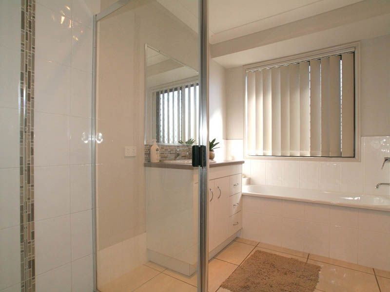 28 Gecko Place, Ningi QLD 4511