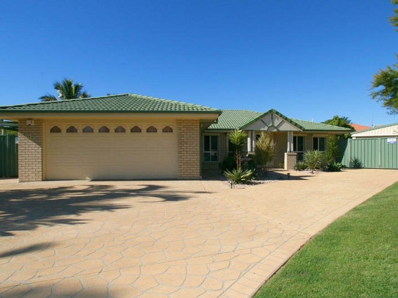 14 Carter Court, Sandstone Point QLD 4511