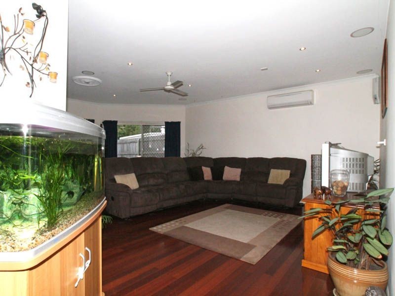 50 Carpenter Way, Sandstone Point QLD 4511