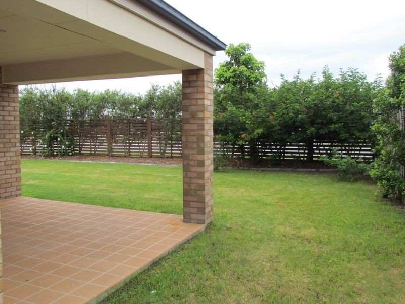 Sandstone Point QLD 4511